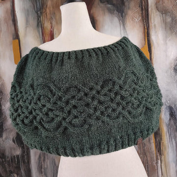 Clover Capelet