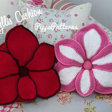 Amaryllis Cushion