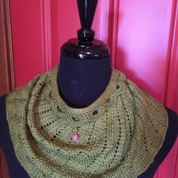 Needles Up Amulet Cowl