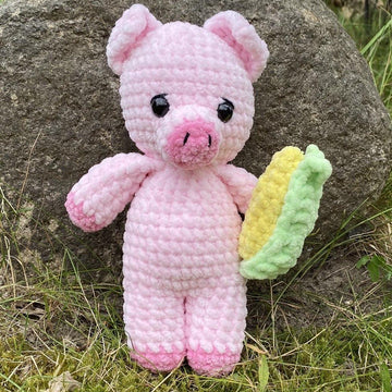 Pig holding Things