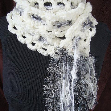 344, ENCHANTING FRINGED LARIAT AND FLOWER