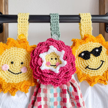 Happy Flower Towel Holder
