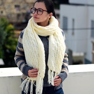 Akureyri textured knit scarf with fringe