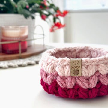 The Puffy Heart Basket 099