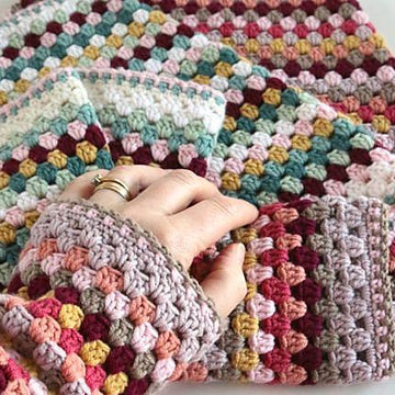 Granny Keep Warm Set