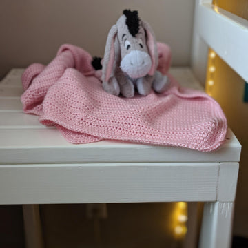 Classic modern subtle ridged baby blanket crochet pattern