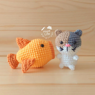 Fish eats Cat