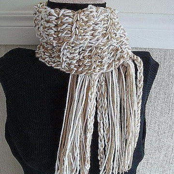 202, JUMBO STYLE FRINGED CROCHET COWL