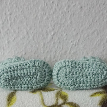 Crochet Pattern for the Baby Booties Angel