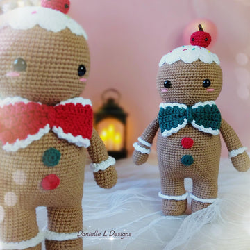 Gingerbread man amigurumi