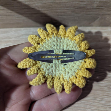 Sunny Flower Hair Clip English-US