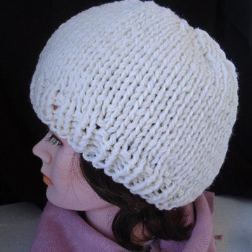 749 HAT with KNIT FLOWER