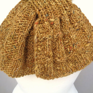 Oro Keyhole Scarf