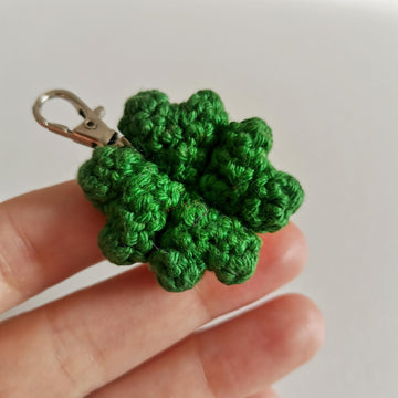 Four Leaf Clover Lucky Shamrock Keychain