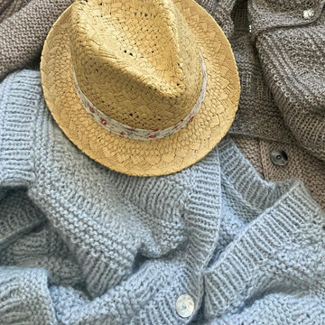 Cardigan EIGHT