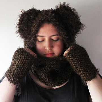 Knitted Teddy Bear Set