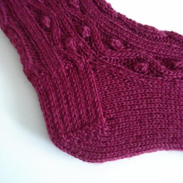 Pea Pod Burgundy Socks