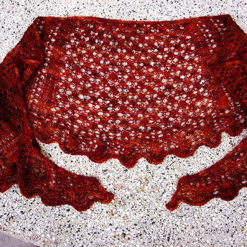 Scalloped Edge Shawlette