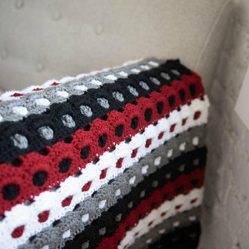 Pebbled Archway Reversible Throw