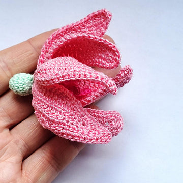 Lily flower pattern