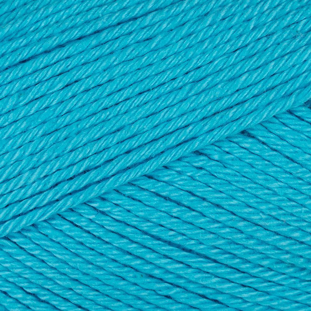 Yarn and Colors Must-Have
