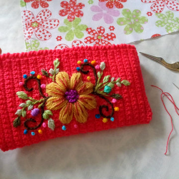 Elvira Pouch Bag