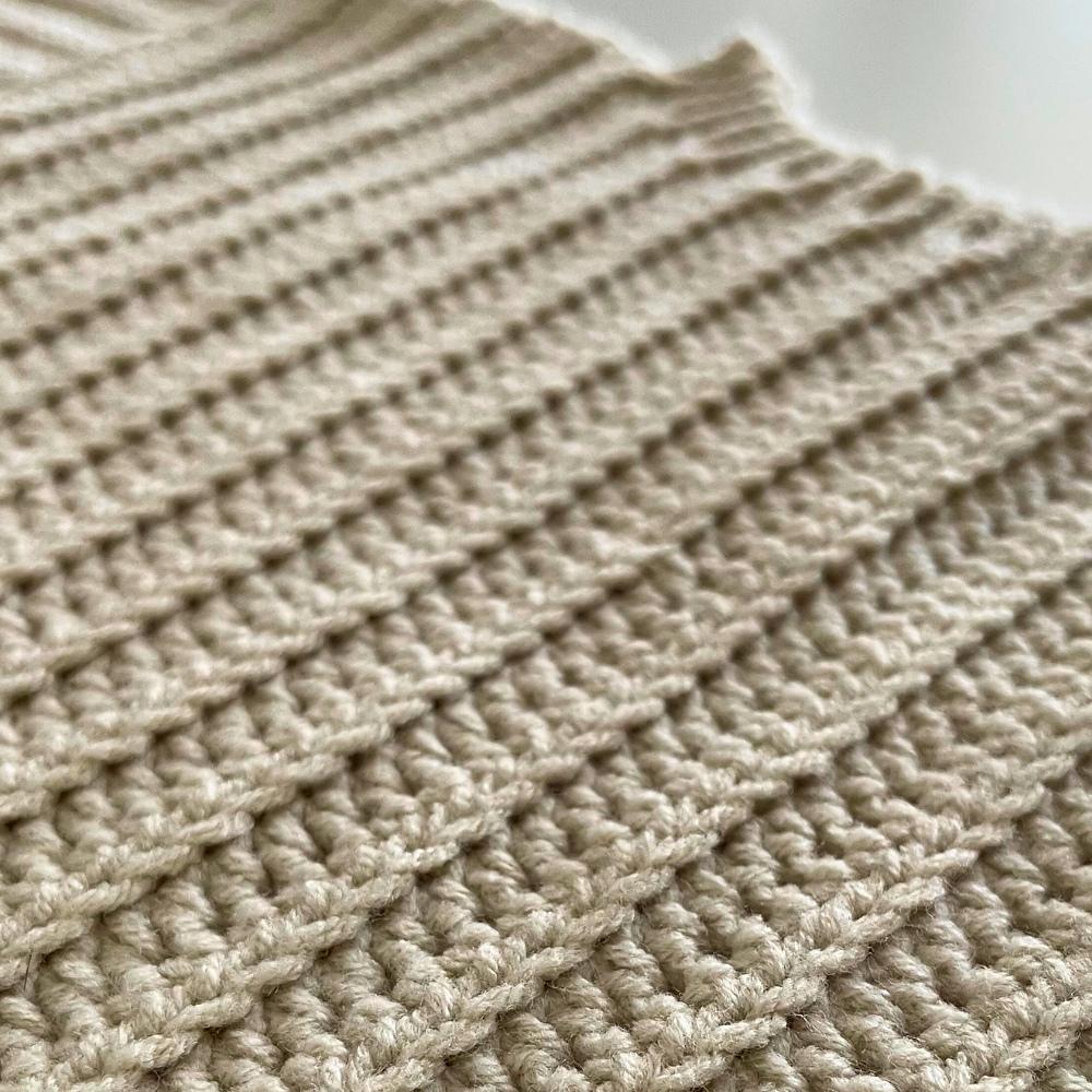 Baby sweater with name