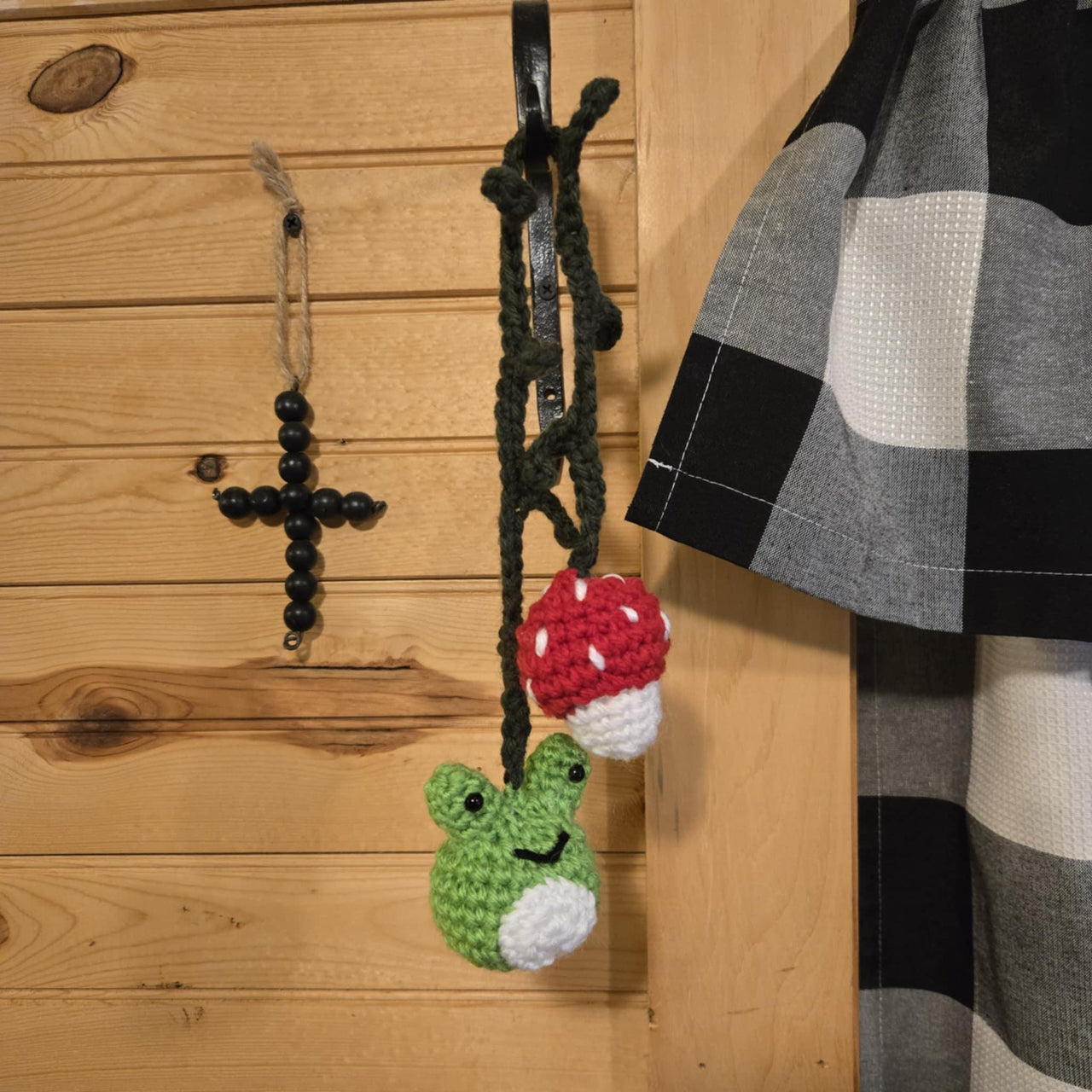 Frog and Toadstool Hanger