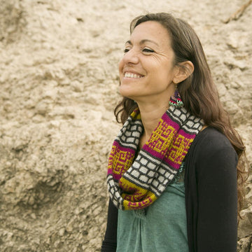Amaru Cowl fingering