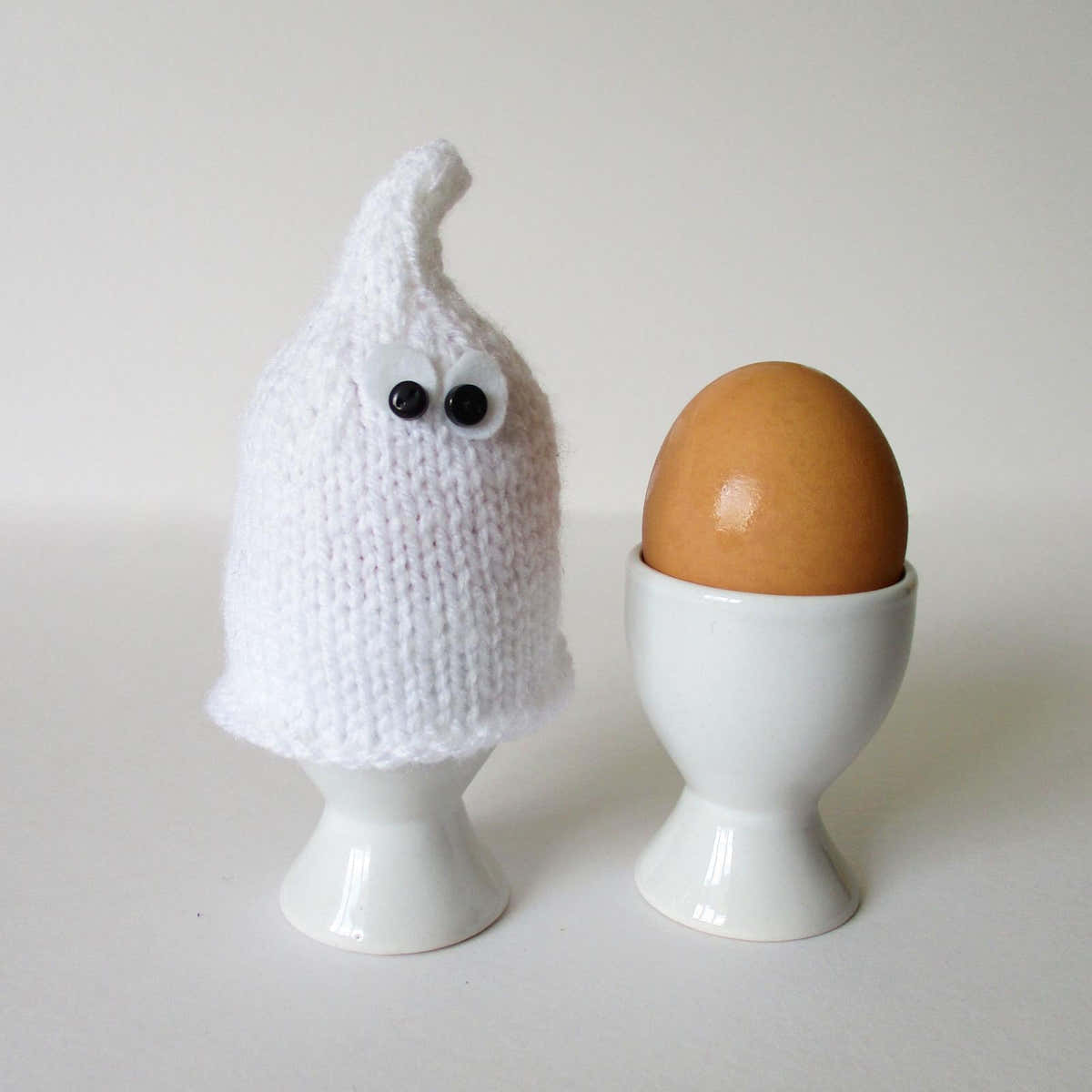 Ghost Egg Cosy