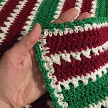 Christmas Kisses Blanket