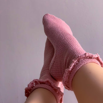 Frilly Vanilly Socks