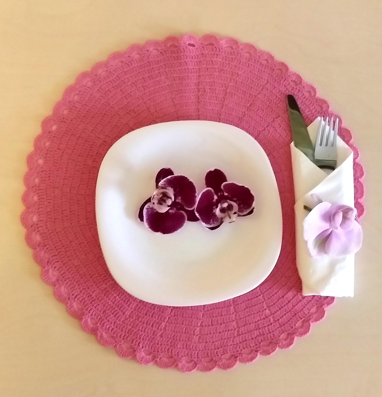 Crochet placemat pattern