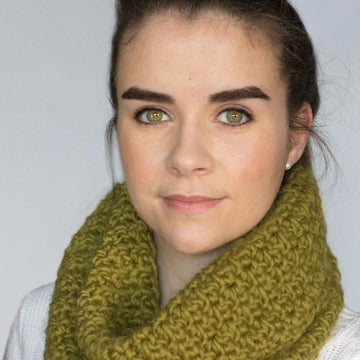 Chunky Pompom Cottontail Scarf