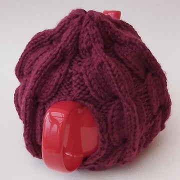 Cosy in Cables Tea Cosy