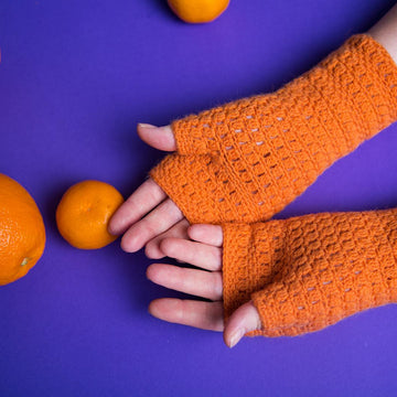 Orange crush crochet mittens