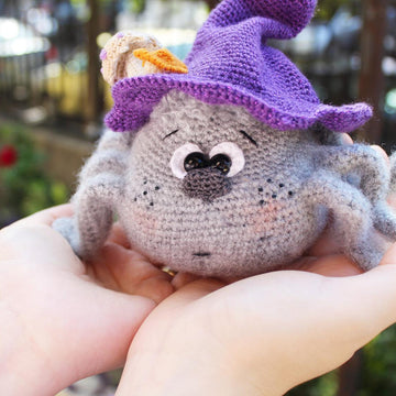Crochet spider