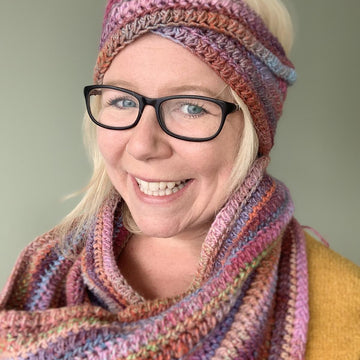 Mobius Magic Cowl