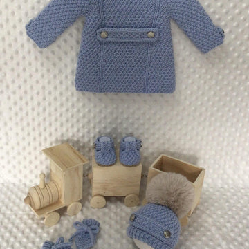 Dyn Bach (Little Man) Coat Set in DK