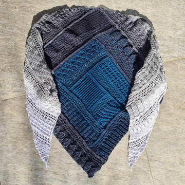 Triangular Scarf "Melia"