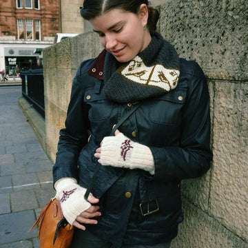 Scottish Rose Handwarmers