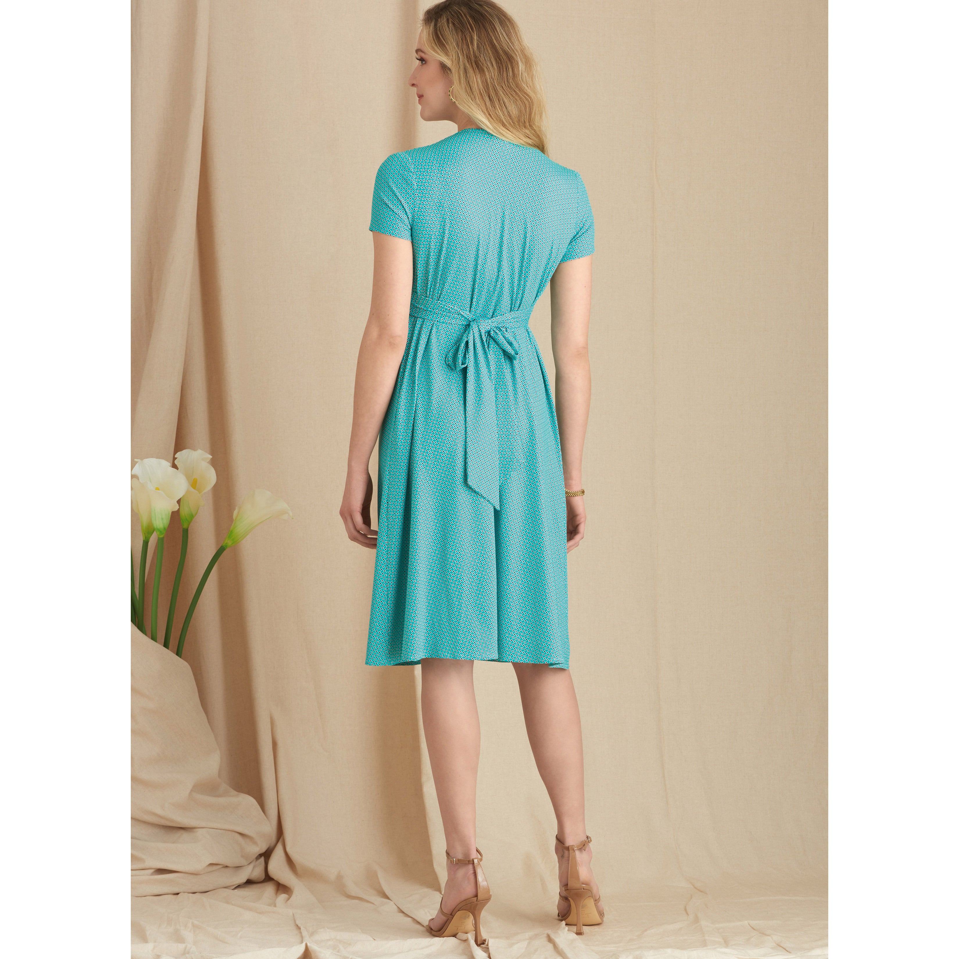 Simplicity Misses' Knit Dresses S9600 - Sewing Pattern