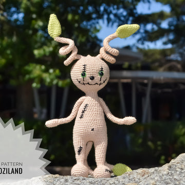 Amigurumi leaf voodoo monster