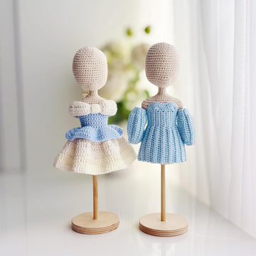 Blue dresses