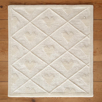Easy baby blanket with hearts & diamonds