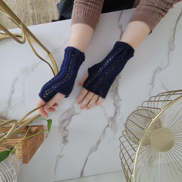 Trellis Fingerless Gloves
