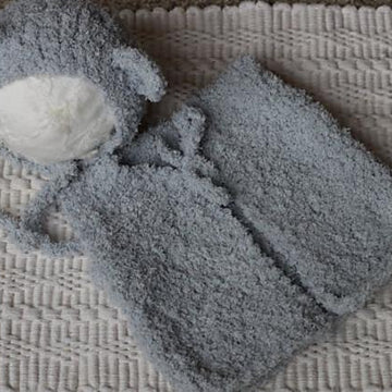 Teddy bonnet and vest