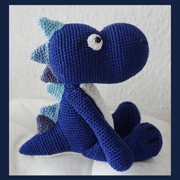 Crochet pattern dino Valentin Blue!