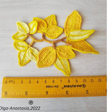 Bright autumn branch with leaves 2