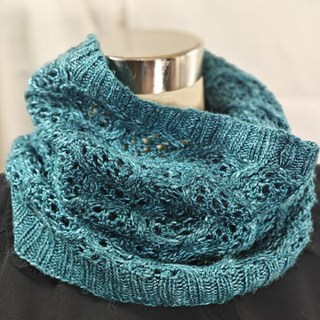 Chain Link Cowl